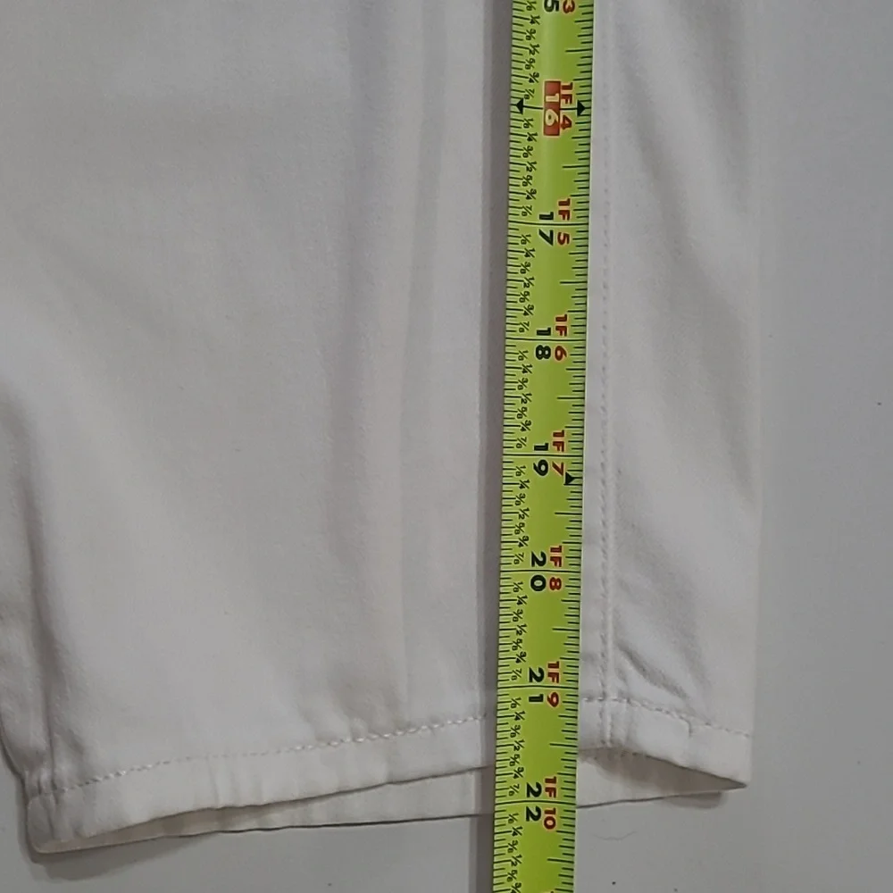 Talbots White Straight Leg Crop Jeans size 8 PETITE